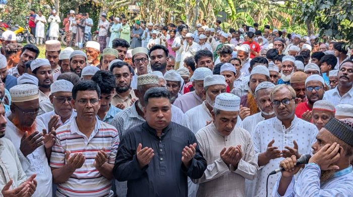 বিএনপি নেতা মরহুম জাহাঙ্গীর আলমের জানাজার নামাজে লাখো মানুষের ঢল